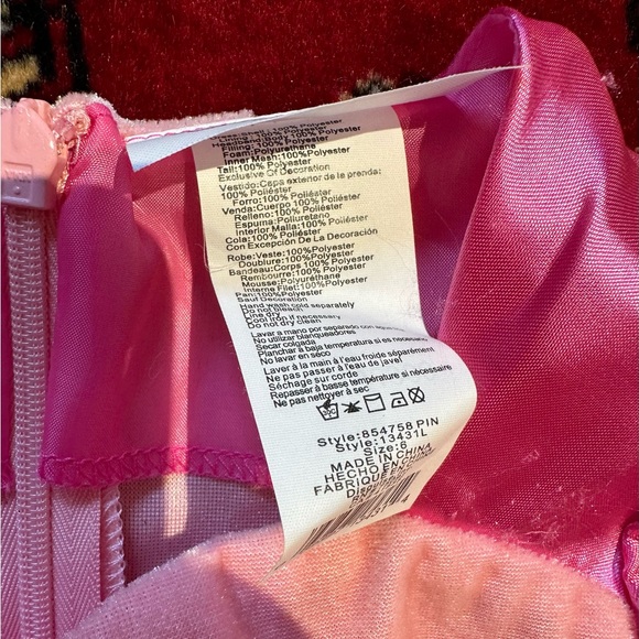 Chasing Fireflies My Little Pony Pinkie Pie Costume Size 6. In great condition - Picture 11 of 13